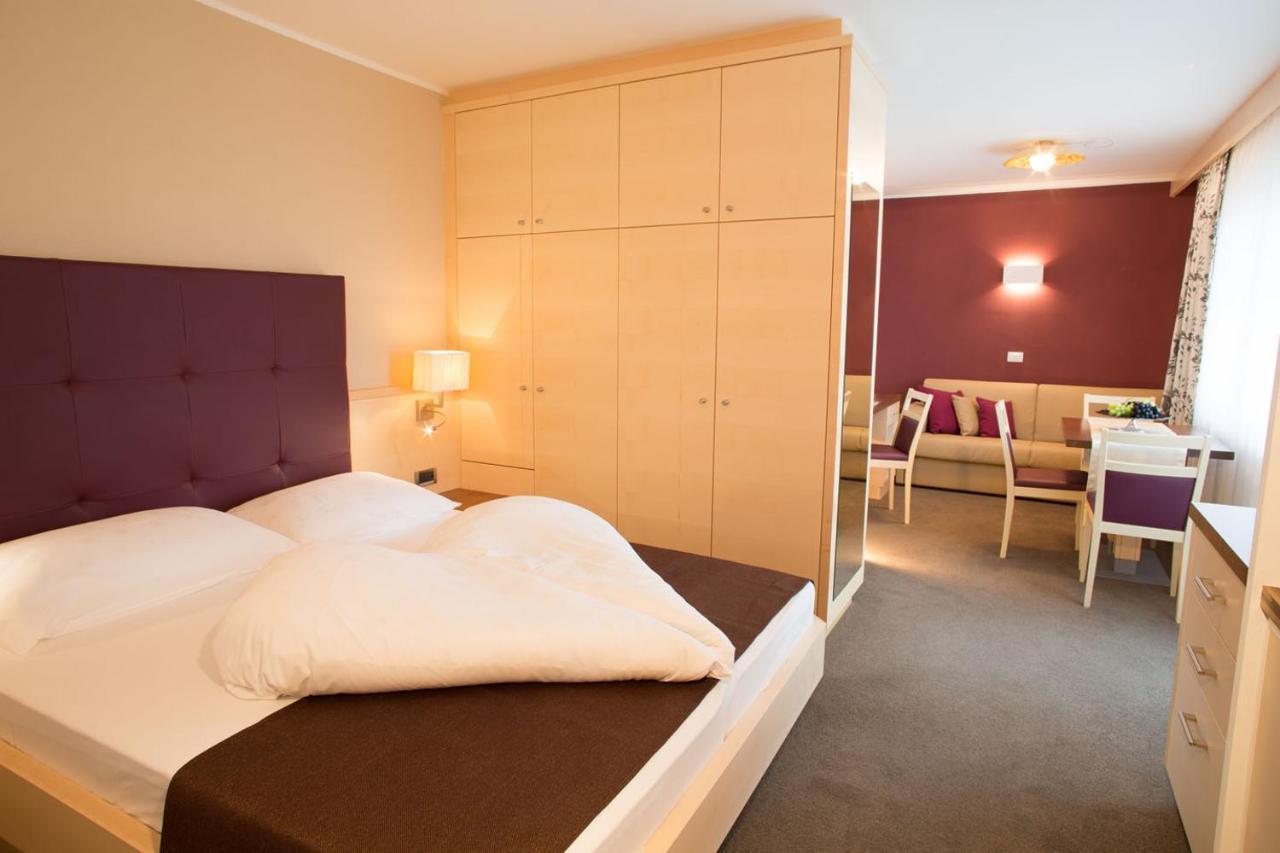 טירולו Appartementhaus Residence Hirzer מראה חיצוני תמונה