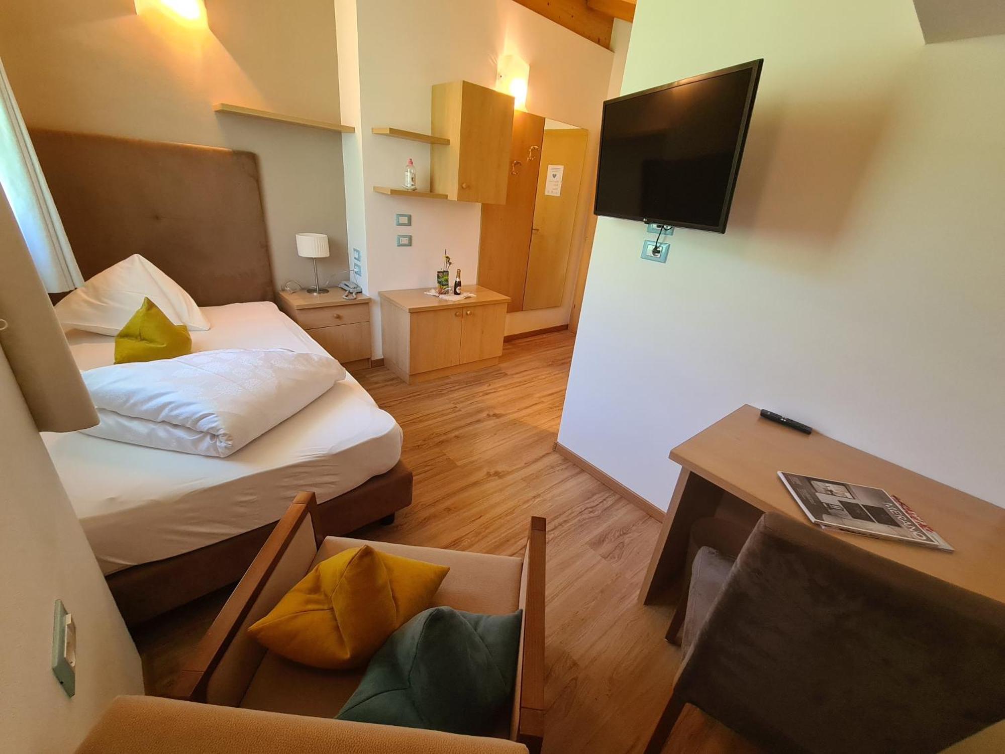 טירולו Appartementhaus Residence Hirzer מראה חיצוני תמונה
