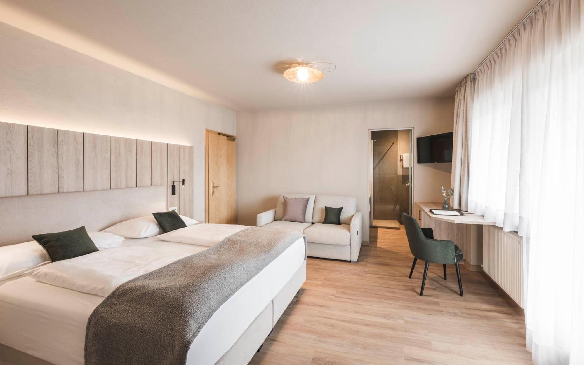 טירולו Appartementhaus Residence Hirzer מראה חיצוני תמונה