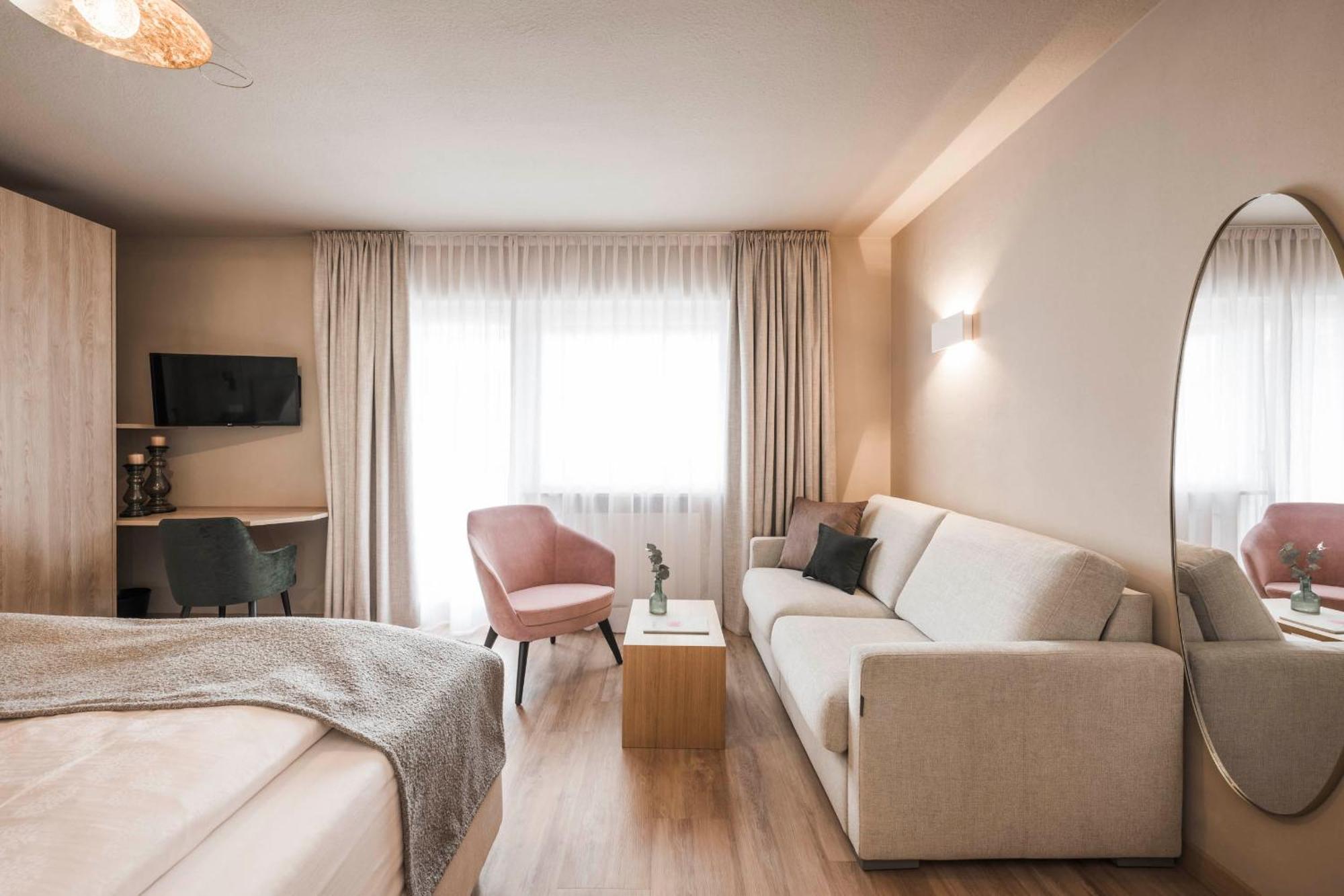 טירולו Appartementhaus Residence Hirzer מראה חיצוני תמונה