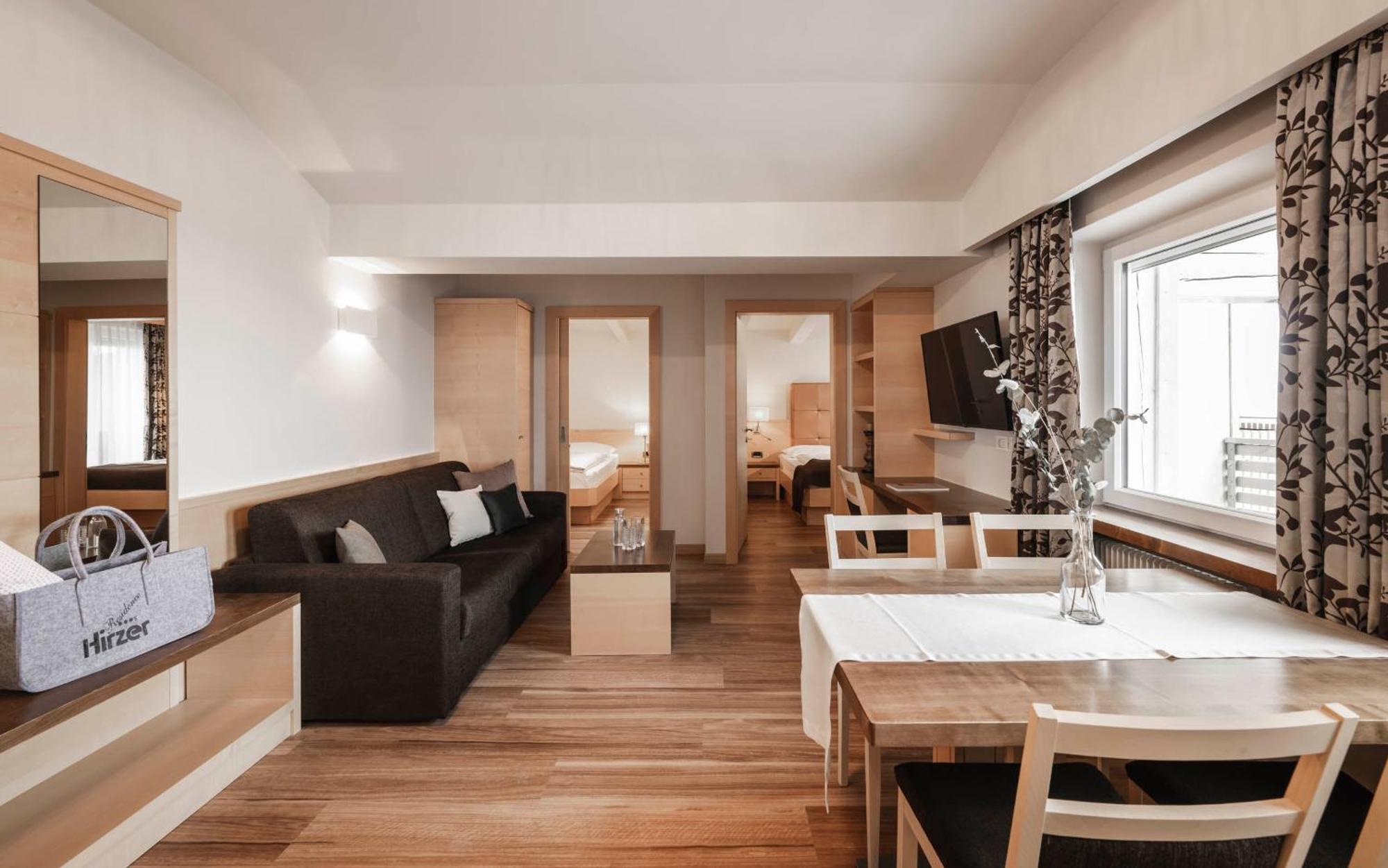 טירולו Appartementhaus Residence Hirzer חדר תמונה